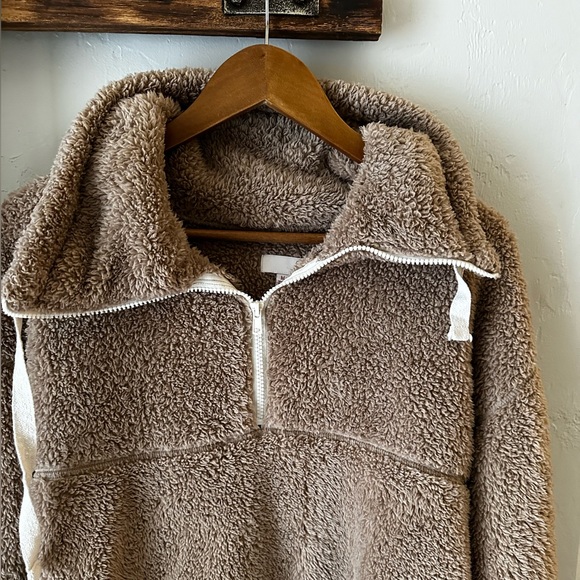 SO | Sherpa pullover - Beige - Picture 2 of 9